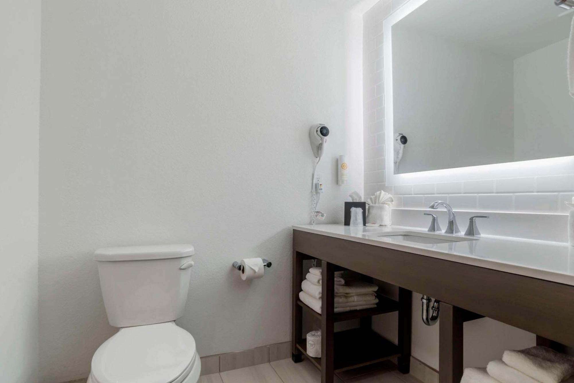 Comfort Inn & Suites Panama City Beach - Pier Park Area Εξωτερικό φωτογραφία